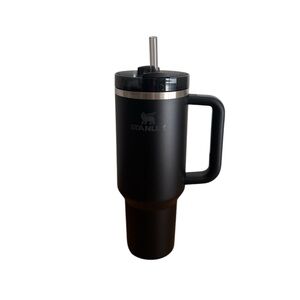 STANLEY. THE FLOWSTATE™ QUENCHER H20 TUMBLER 40 oz - Black